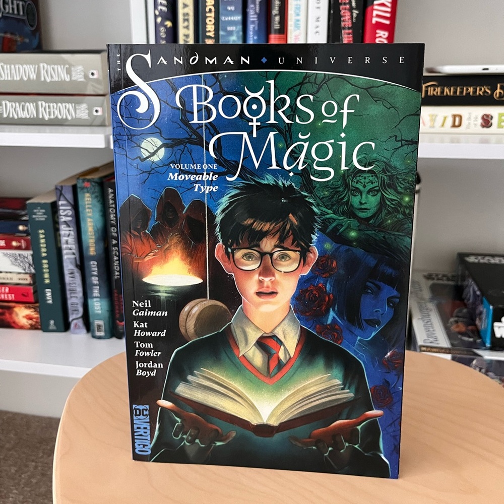 3/$20 📚 Books of Magic Volume One